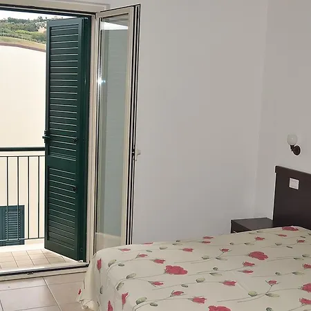 In Zoe Roseto Degli Abruzzi